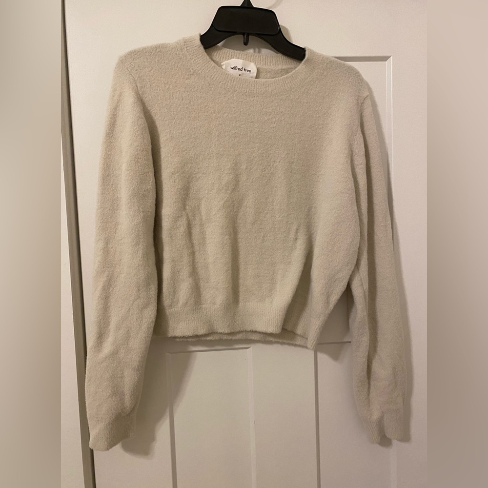 Aritzia Wilfred Free Cropped Sweater